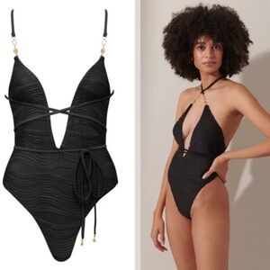 New! Bluebella Black Orta Multi-Way Plunge Swimsuit 2288